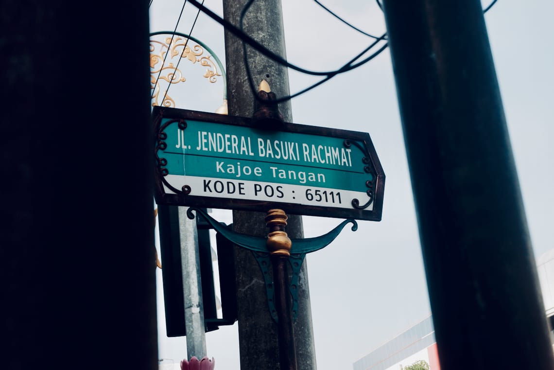 Nyari Frame Klasik di Jalanan Kajoetangan Malang